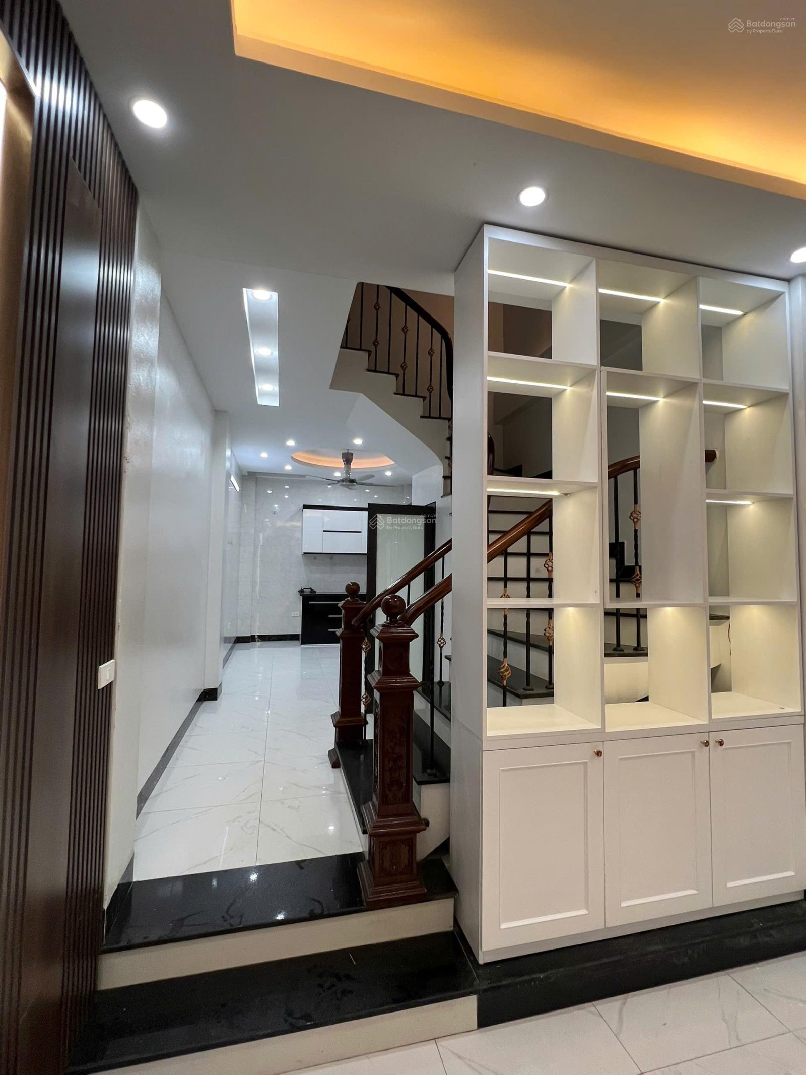 Bán nhà phú mỹ . Lê đức thọ .dt. 35 m2 * 6 tầng . 7 pn . 6 wc. Ngõ 2 m .ở và cho thuê quá đỉnh . Bán nhà phú mỹ . Lê đức thọ .dt. 35 m2 * 6 tầng . 7 pn . 6 wc. Ngõ 2 m .ở và cho thuê quá đỉnh .