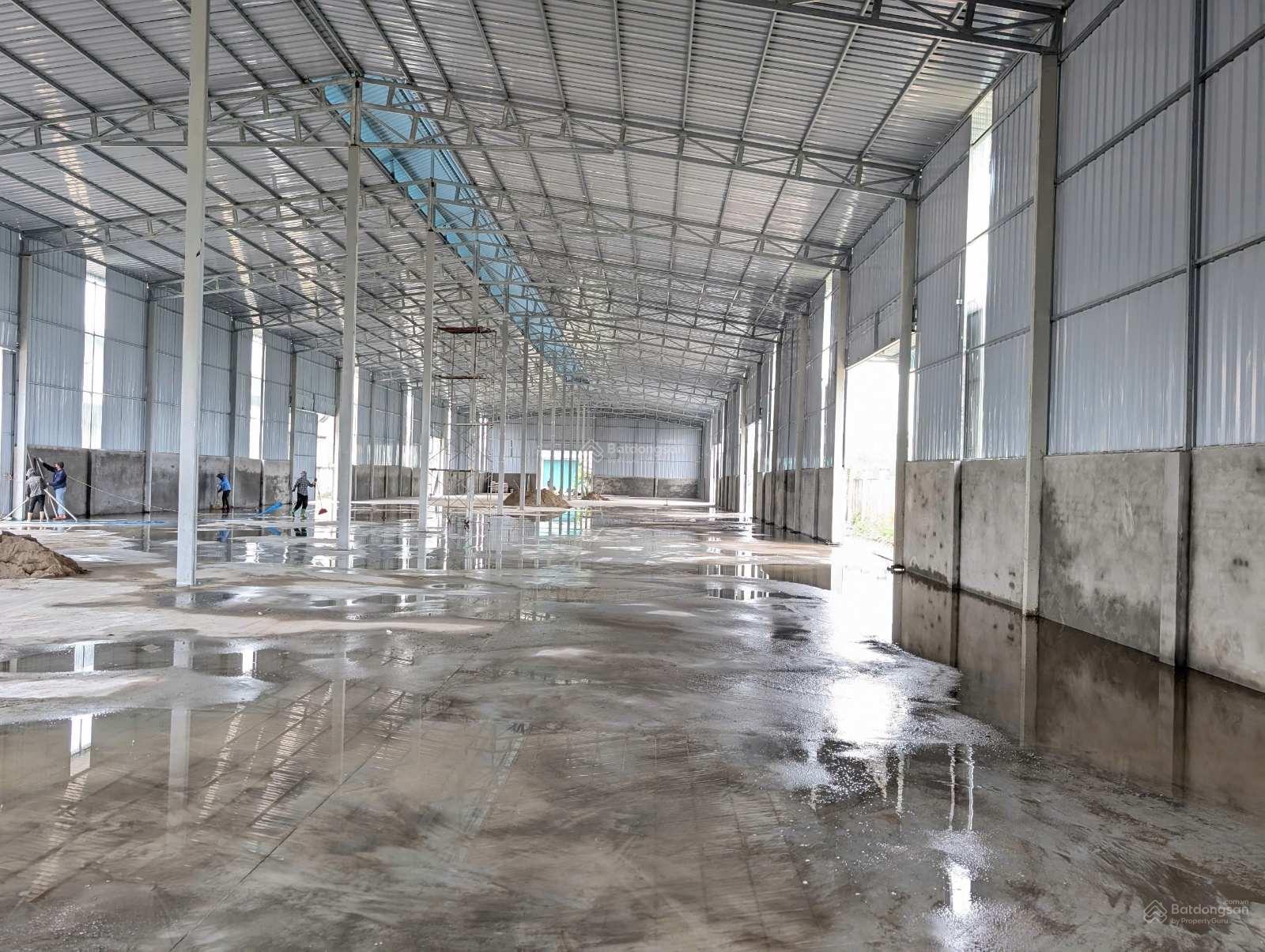 Cho thuê kho 400m2; 500m2; 800m2 Xa Lộ Hà Nội, Trường Thọ, Thủ Đức