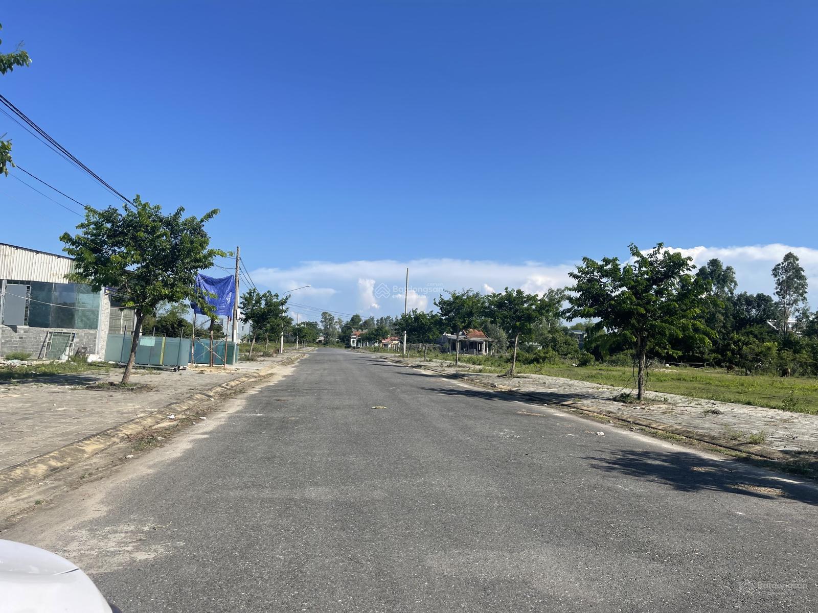 Khu đô thị số 4 đường 10m5 giá rẻ chỉ có 3,45 tỷ