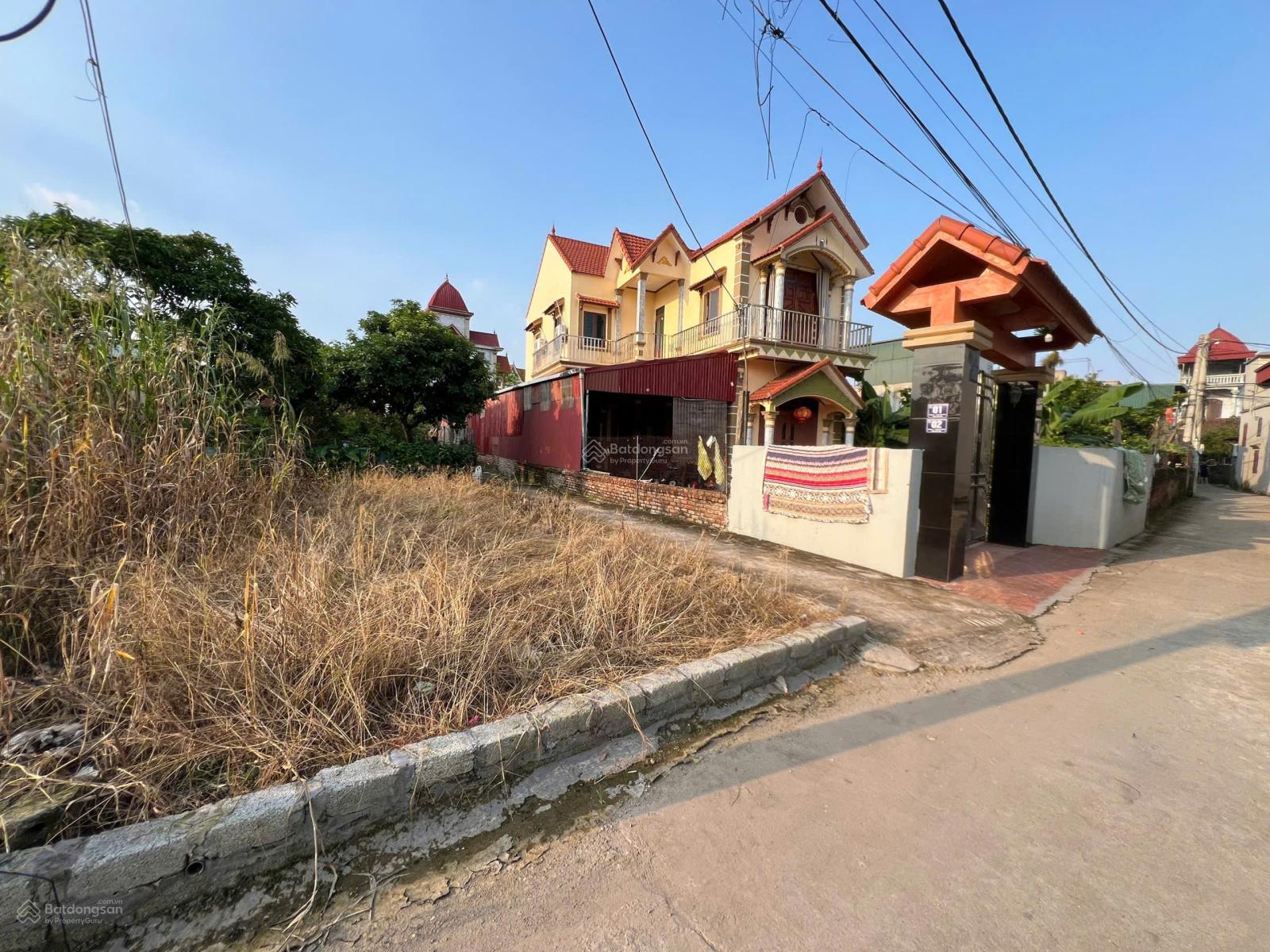 Lô góc siêu đẹp tại Thư Phú. Đường thông 4m hai xe tránh. Dân cư đông đúc Lô góc siêu đẹp tại Thư Phú. Đường thông 4m hai xe tránh. Dân cư đông đúc
