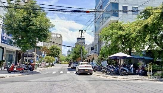 Lô góc đẹp giá rẻ - Bán đất góc đường Đinh Thị Hoà và An Đồn 4, gần Phạm Văn Đồng, gần biển