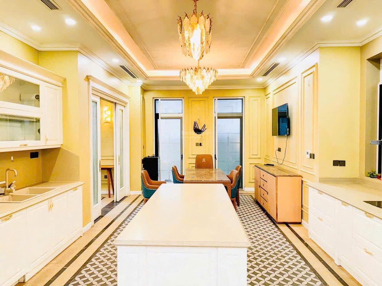 Siêu rẻ! nhà đẹp giá tốt! Biệt thự 250m2 x 4 tầng mặt tiền 10m Hud Mê Linh, Tặng 1 cây vàng 9999