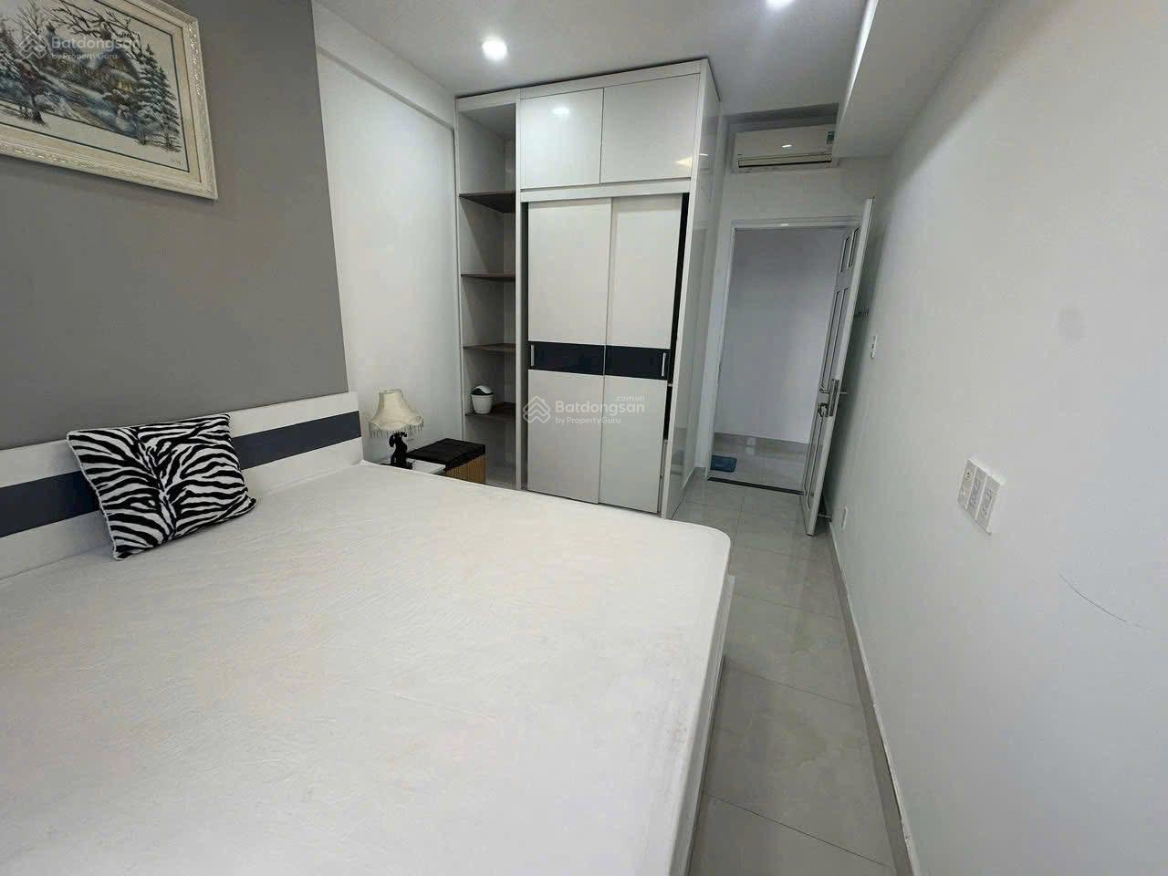 Bán CC Central Garden, 5 tỷ, 78m2, view đẹp, giá cực chất tại Bến Chương Dương, Q1, HCM Bán CC Central Garden, 5 tỷ, 78m2, view đẹp, giá cực chất tại Bến Chương Dương, Q1, HCM