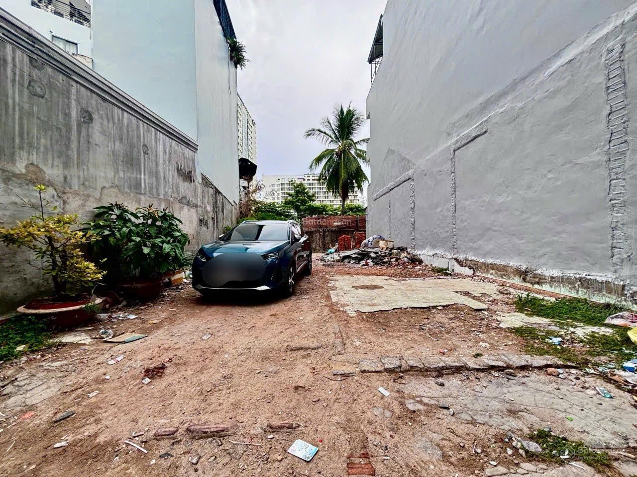 Bán đất Khu Phố Tây Nha Trang, ngang 8m