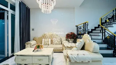 Bán nhà sạch đẹp trục đường số 2 rộng 18m gói 2 KĐT Mỹ Gia, full nội thất giá 8.38 tỷ