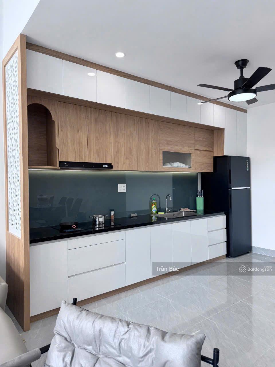 Bán nhà xây mới đẹp theo phong cách hiện đại ở Phước Tỉnh ( Long Hải - Tp. HCM), giá bán 3 tỷ 5