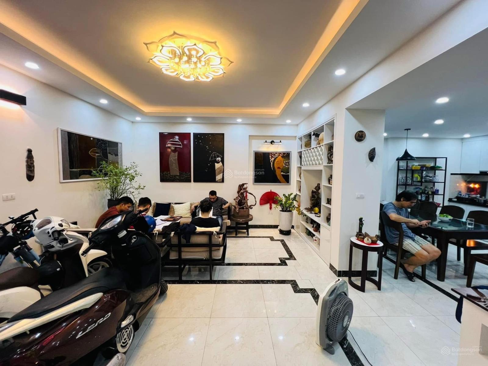 Giá 5ty3 bán gấp CHCC 51 Quan Nhân, Nhân Chính, Thanh Xuân 75m2 2pn