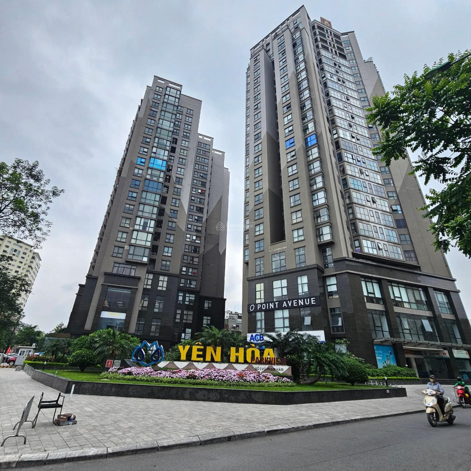 Hàng hiếm! Bán chung cư Yên Hòa Park View, tầng trung, full nội thất, 45m2, 1pn giá 4.x tỷ