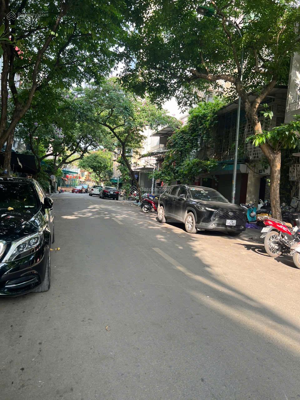 Bán nhà MP Đỗ Hành 141m2. Nhà vuông vắn, tiện xây dựng cao tầng