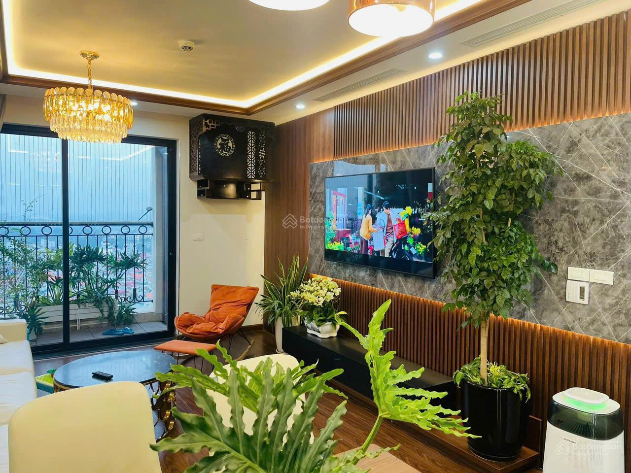 (Căn mới) tôi bán căn hộ 3PN-dt:92m2-giá 8,7 tỷ tại chung cư mandarin2- tầng trung- ban công: ĐN