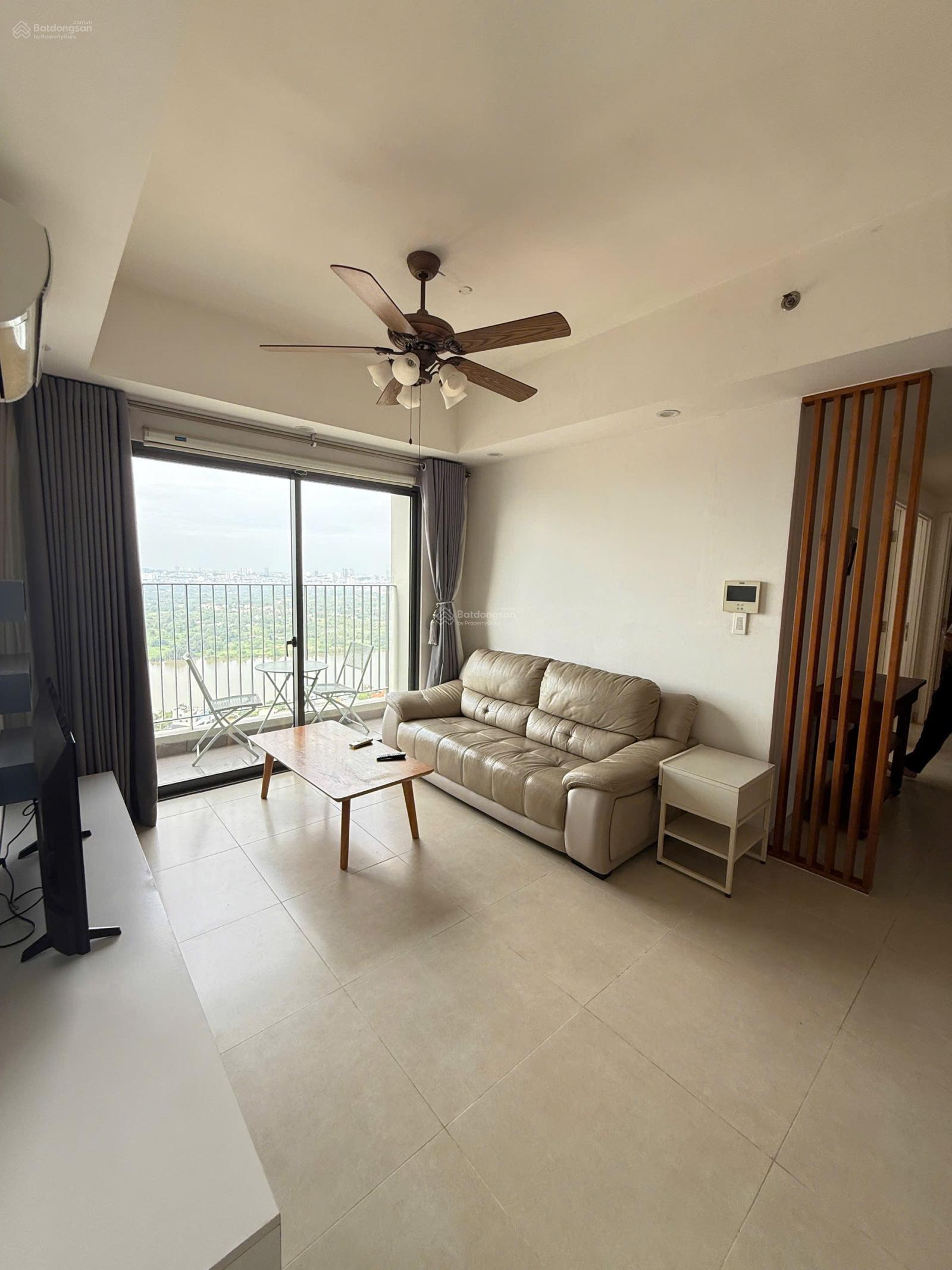 Bán gấp căn 3PN Masteri Thảo Điền. Liên hệ em Sang 0909 634 ***