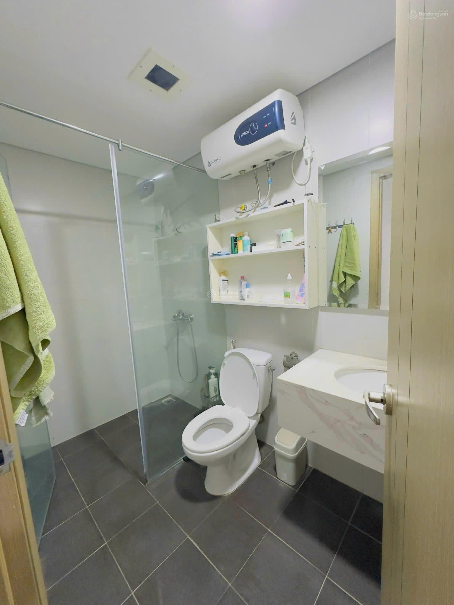 (Giá thật) tôi bán CH 3PN DT 112m2 giá hời 53tr/m2 tầng trung căn góc hoa hậu, ban công Đông Nam