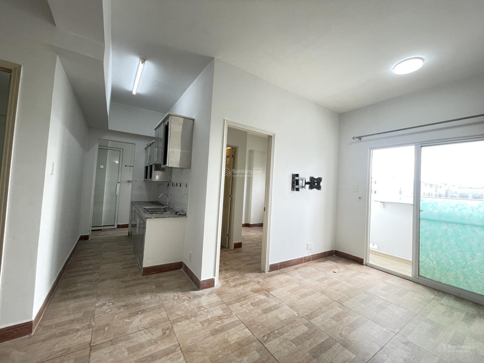 Bán căn hộ HQC Plaza 55m2 - 2pn - 2wc, giá 1 tỷ 050 triệu, nhận nhà ở ngay. LH 0937 379 ***