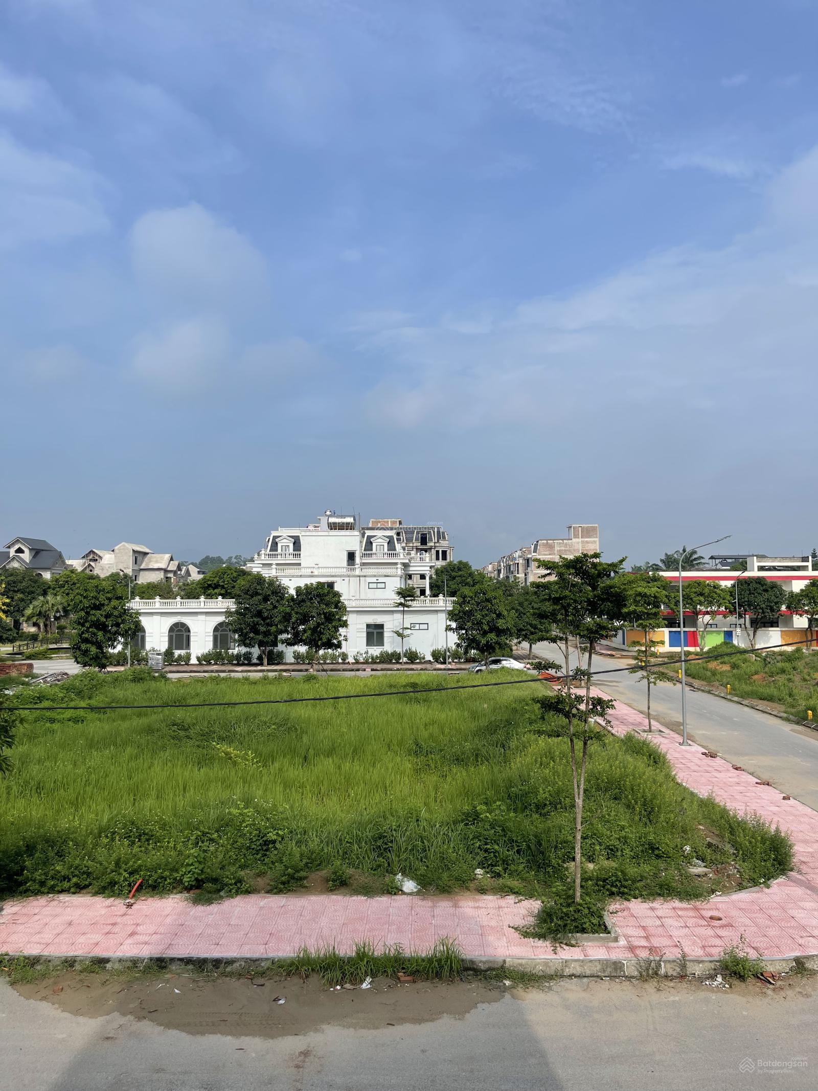 Bán rẻ hơn thị trường 500tr nhà liền kề mới xây đô thị Thiên Mã