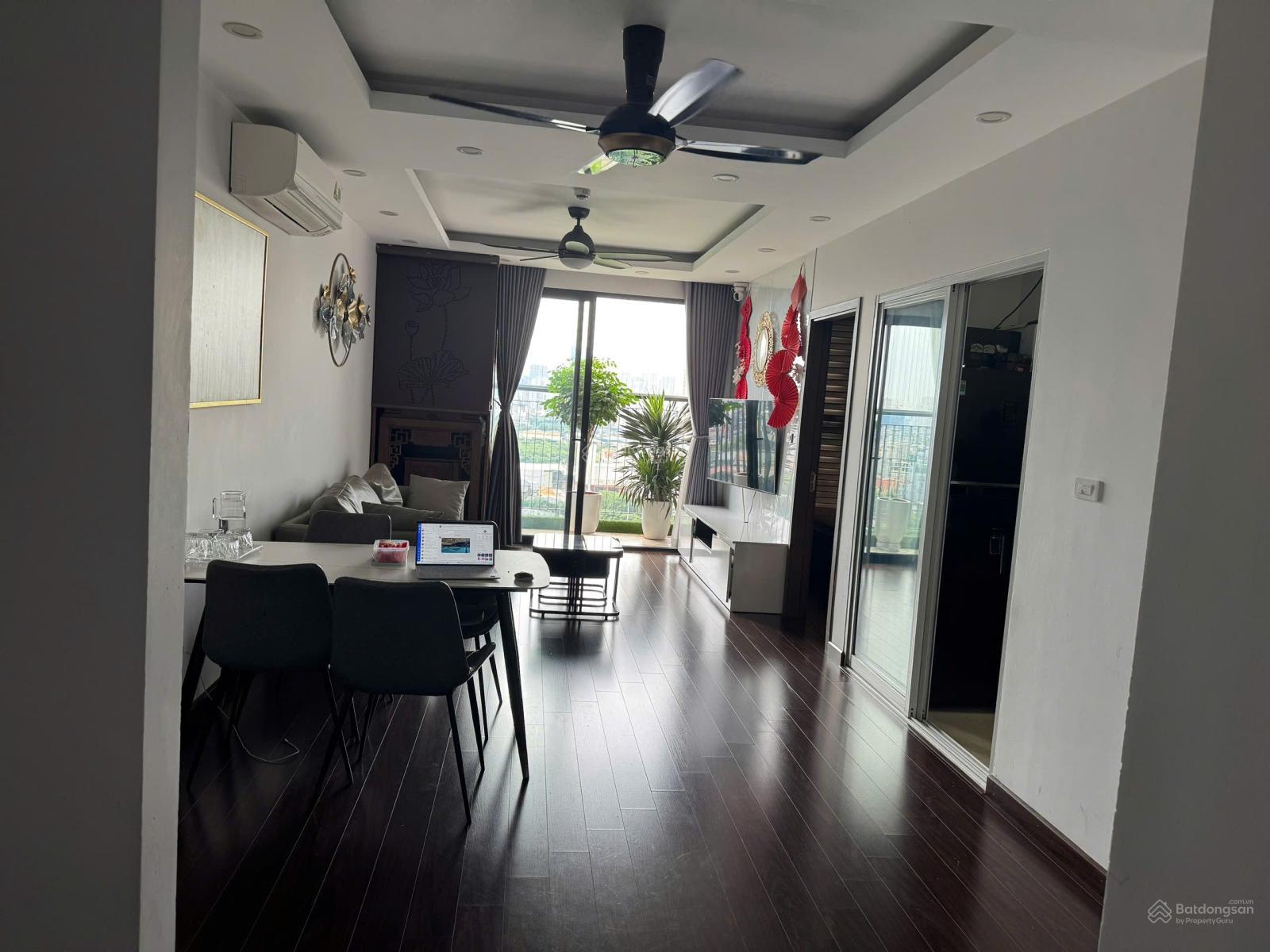 Bán CC BeaSky. Căn 2PN - 2WC giá 5tỷ3 (giá chuẩn) full nội thất. Cần bán gấp trong tháng