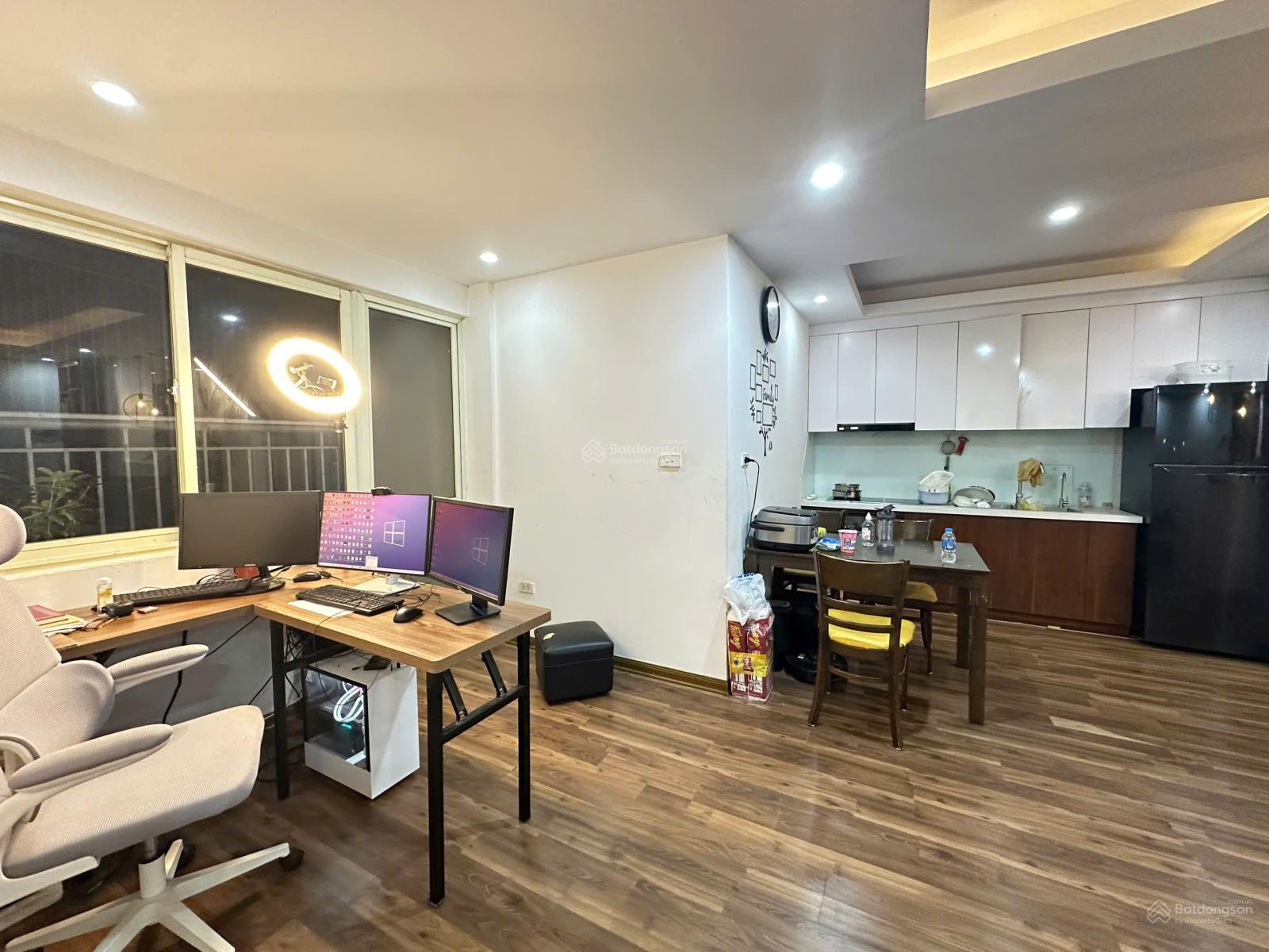 Bán căn Thương Mại Ecohome 2, DT 70m2 view đẹp, tầng trung, full nội thất đẹp, sang tên ngay