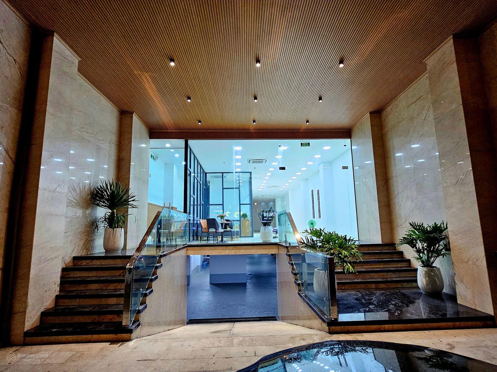 Văn phòng MT Lý Tự Trọng , Q1 giá tốt chỉ 40tr/180m2, gần ga Metro Bến Thành, LH ngay 0919 167 ***