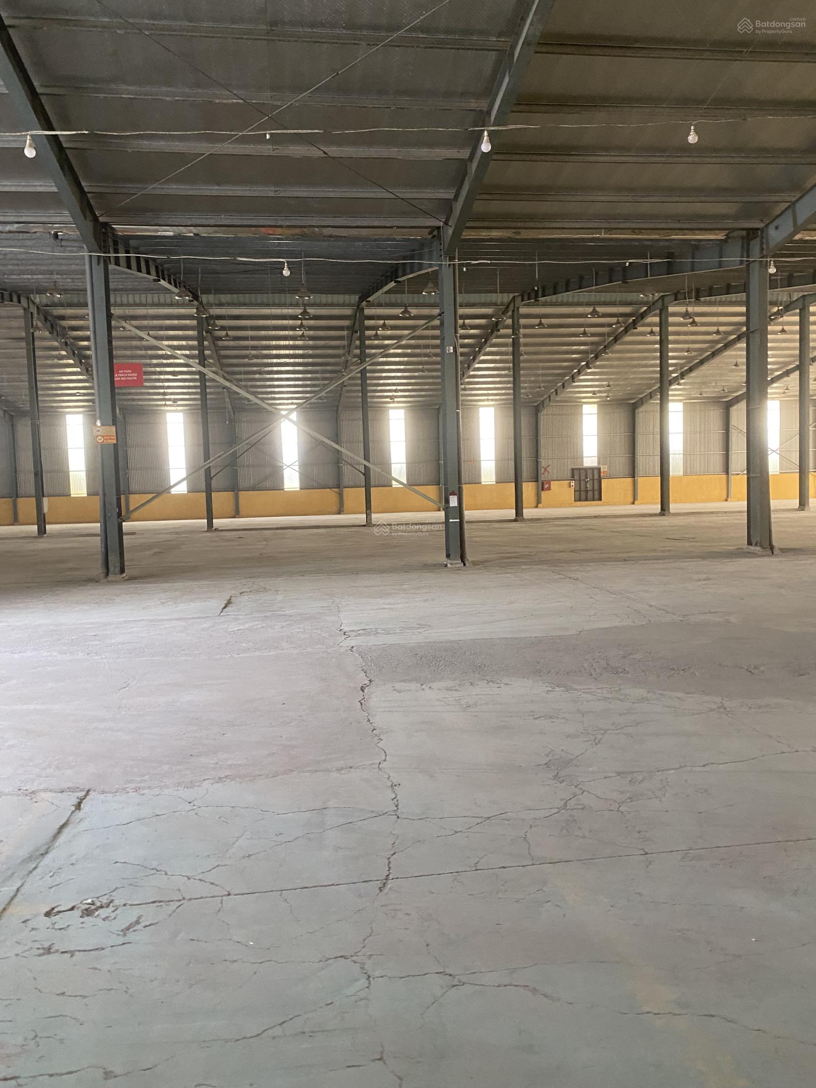 Chính chủ cho thuê kho, xưởng: 2000, 2500, 4500 m2 (tại: Cụm CN Phú Minh - Bắc Từ Liêm - Hà Nội )