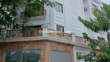 Cho thuê nhà KĐT Văn Phú, Hà Đông. DT 110m2, 4 tầng, lô góc, full điều hoà, thang máy, giá 38tr/th