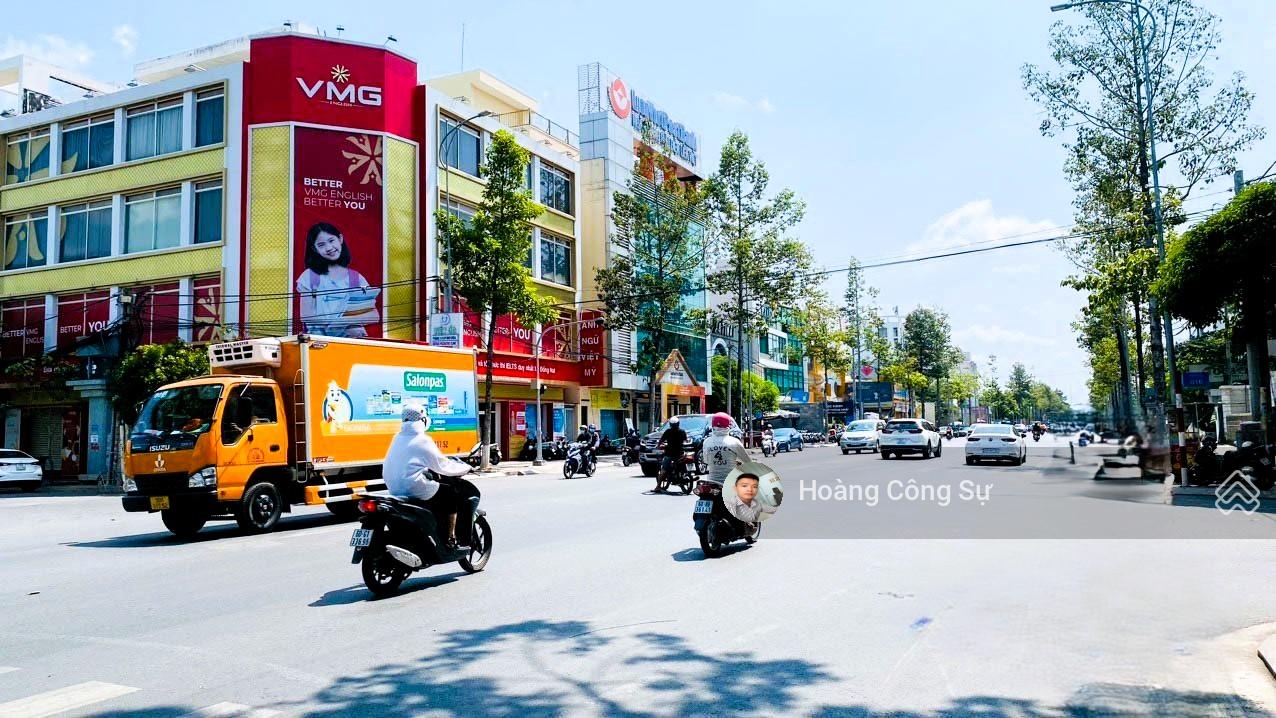 Bán tòa nhà hơn 1000m2 sàn góc 2 mặt tiền khu dân cư D2D, cách đường Võ Thị Sáu chỉ 50m giá 26 tỷ