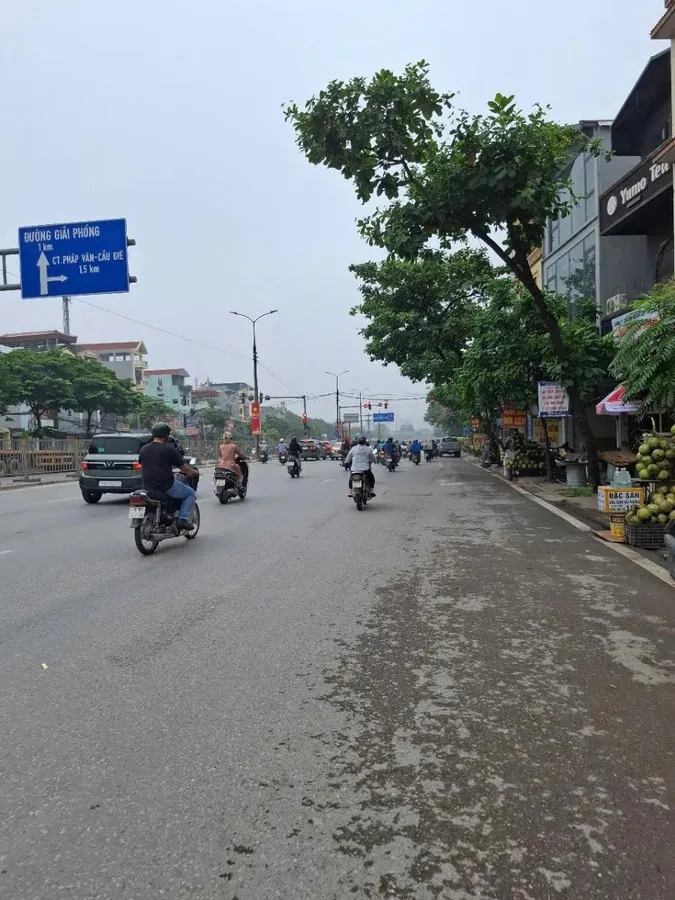 Bán đất có nhà cấp 4 Ngọc Hồi - Hoàng Liệt, DT 45m2, MT 5m, ba bước ra phố, giá đầu tư Bán đất có nhà cấp 4 Ngọc Hồi - Hoàng Liệt, DT 45m2, MT 5m, ba bước ra phố, giá đầu tư