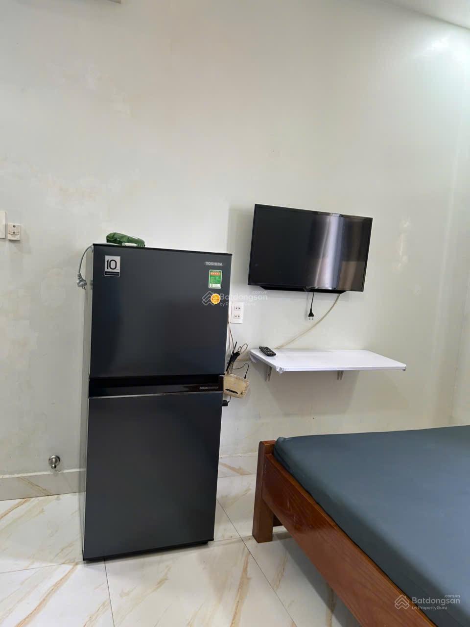 Cần cho thuê căn CH Bùi Minh Trực P6 Q8