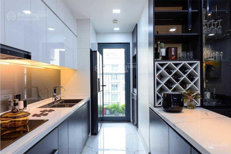 Bán căn góc 136m2, 3 phòng ngủ 2WC tòa Bohemia Residence. Tầng trung, full NT, sổ đỏ. Giá 12 tỷ