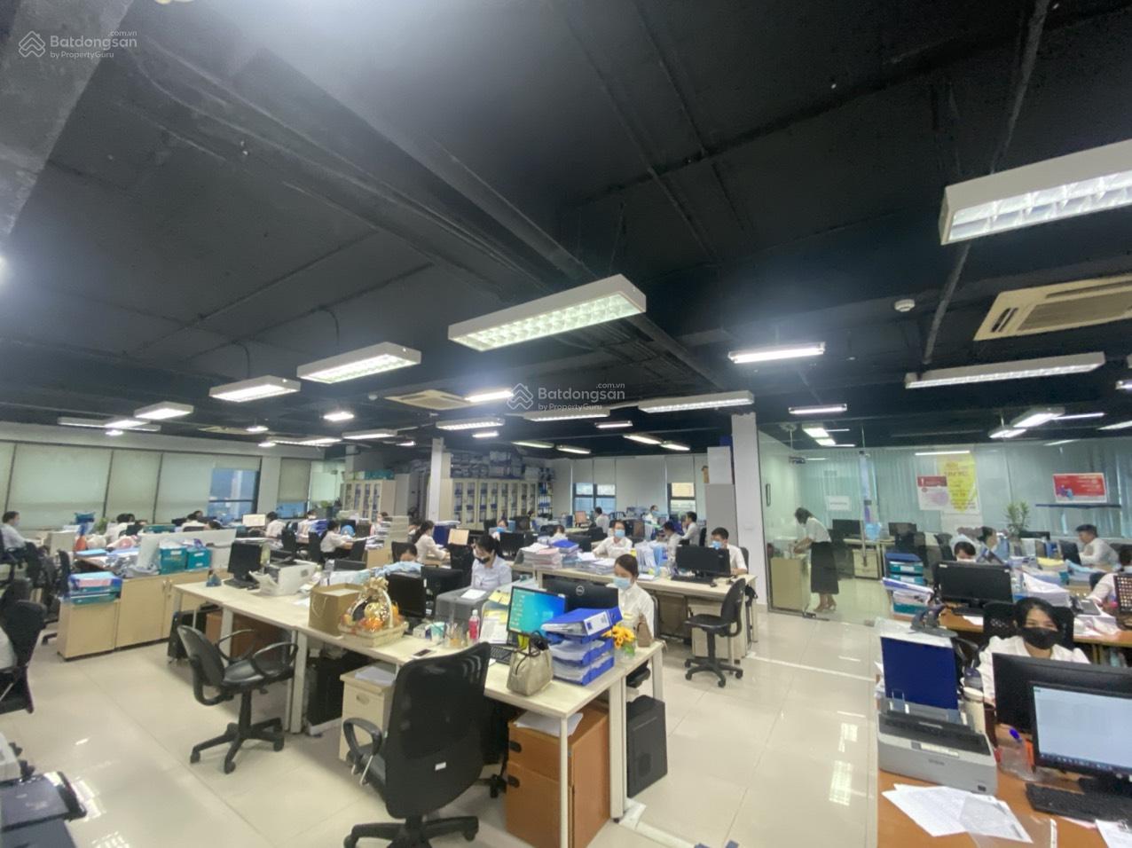 Cho thuê văn phòng tòa 131 Trần Phú vị trí vàng hà đông, giá chỉ từ 200k/m2/th, vào làm ngay Cho thuê văn phòng tòa 131 Trần Phú vị trí vàng hà đông, giá chỉ từ 200k/m2/th, vào làm ngay