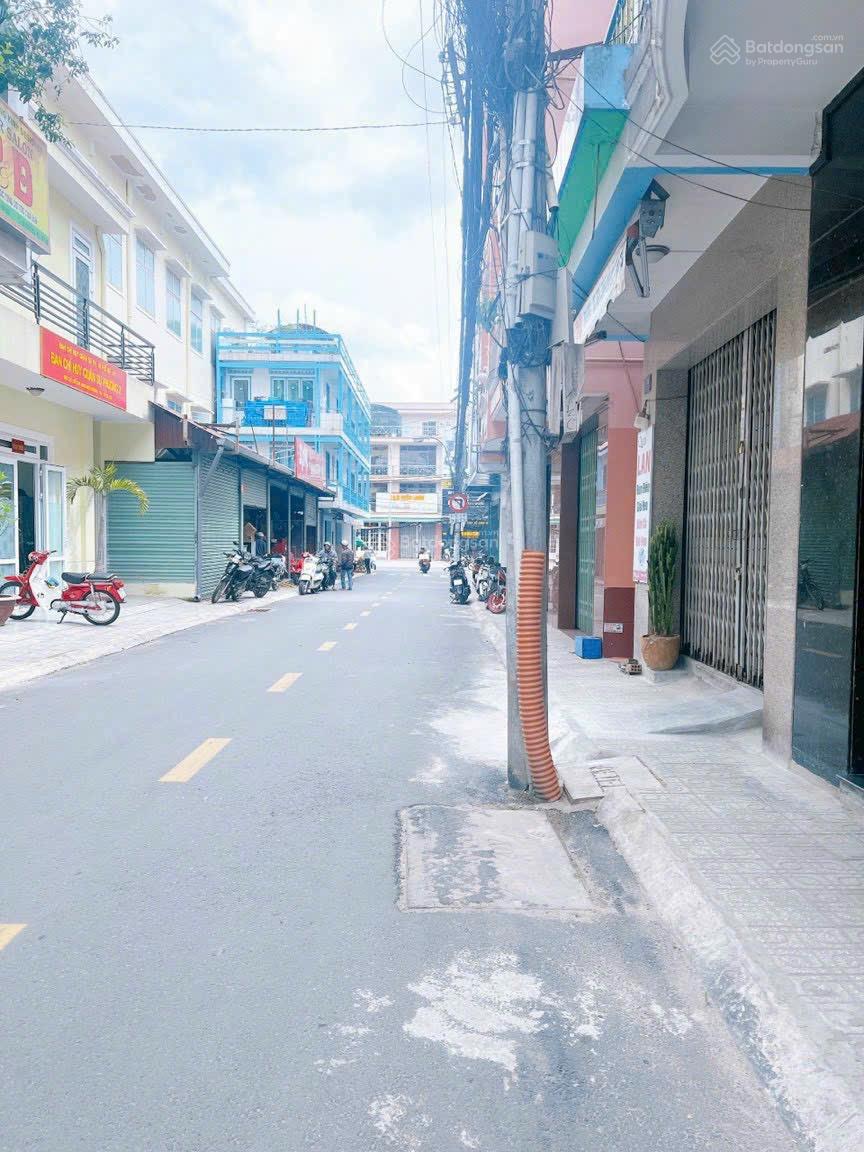 Sở hữu nhanh tay nhà mặt tiền kinh doanh ngay trung tâm tại Nguyễn Lương Bằng - Đà Lạt giá tốt