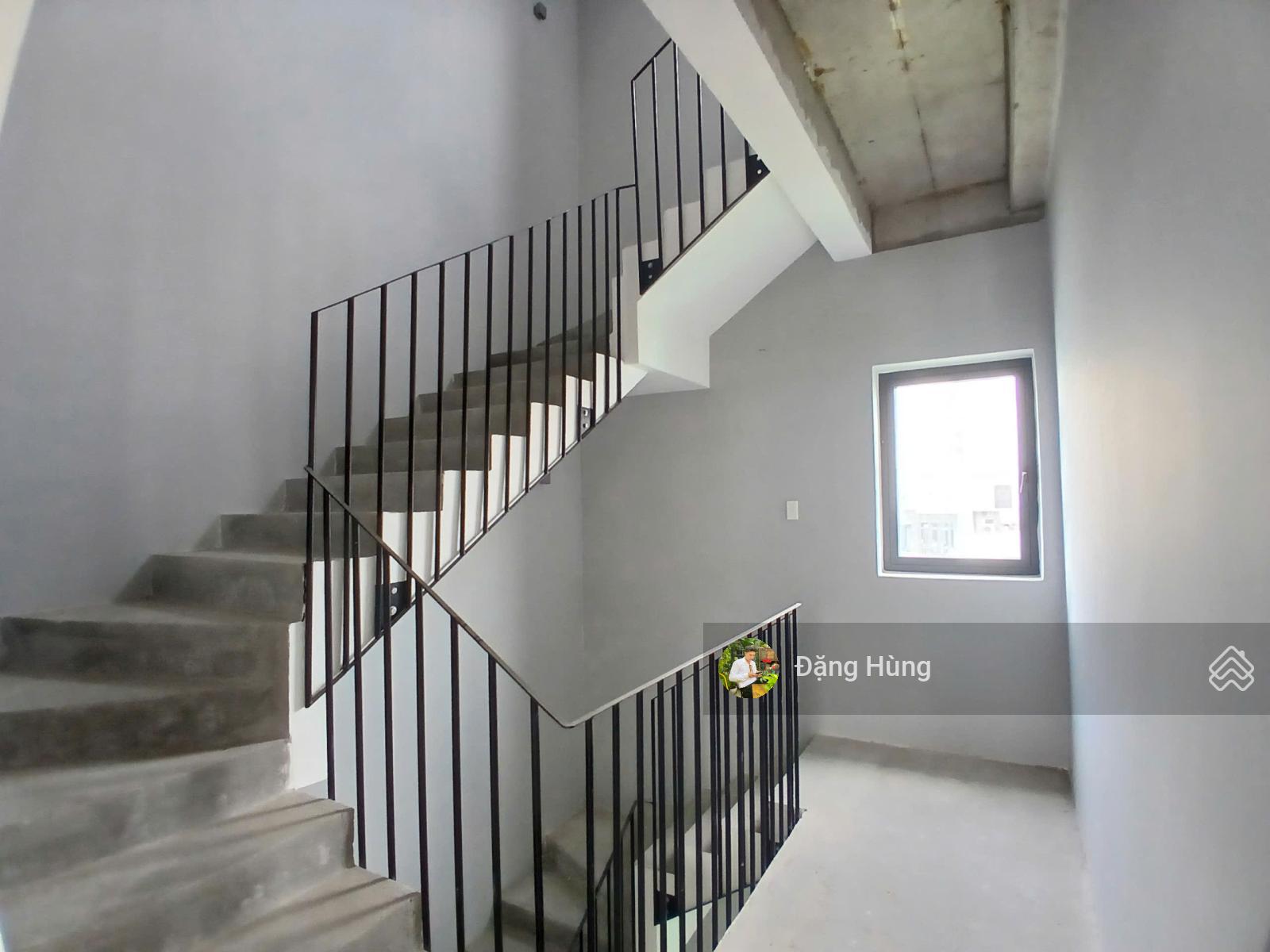 Cho thuê sàn văn phòng, vị thế đẹp tại Thạnh Mỹ Lợi - Q2, gần trung tâm Hành chính. Giá 15tr/th