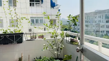 Bán căn hộ kiểu C, 63m2 2PN 2WC lầu cao, view đẹp nhà đẹp: LH 0909 664 ***