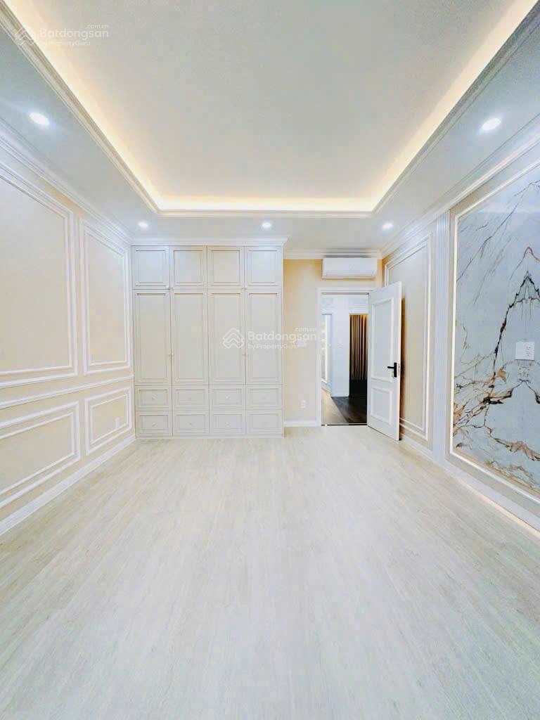 Cho thuê nhà góc hai mặt tiền đẹp Trương Định, Q. 3 Cho thuê nhà góc hai mặt tiền đẹp Trương Định, Q. 3