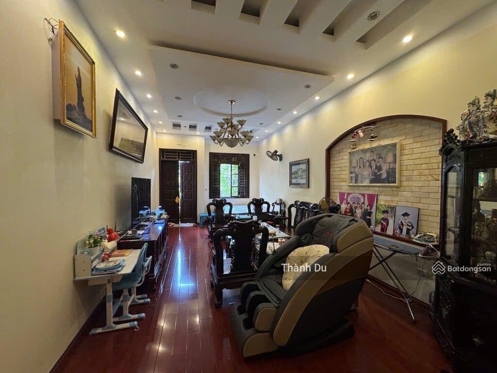 Bán nhà Nguyễn Sơn 80m2 4T ô tô tránh, nội thất đẹp, dân trí cao giá 21,9 tỷ