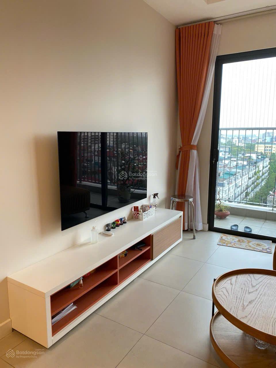 Chính chủ cần cho thuê căn hộ 2 ngủ 2 vệ sinh đủ nội thất view Hồ Tây, vào ở luôn tại Kosmo Tây Hồ Chính chủ cần cho thuê căn hộ 2 ngủ 2 vệ sinh đủ nội thất view Hồ Tây, vào ở luôn tại Kosmo Tây Hồ