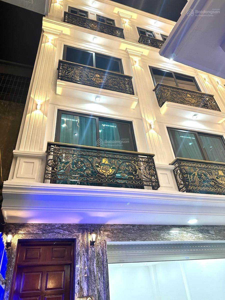 Bán lô nhà xây mới 3 căn hơn 50m2 tại trục đường Ngọc Hồi chỉ hơn 5tỷ có nhà 4 tầng