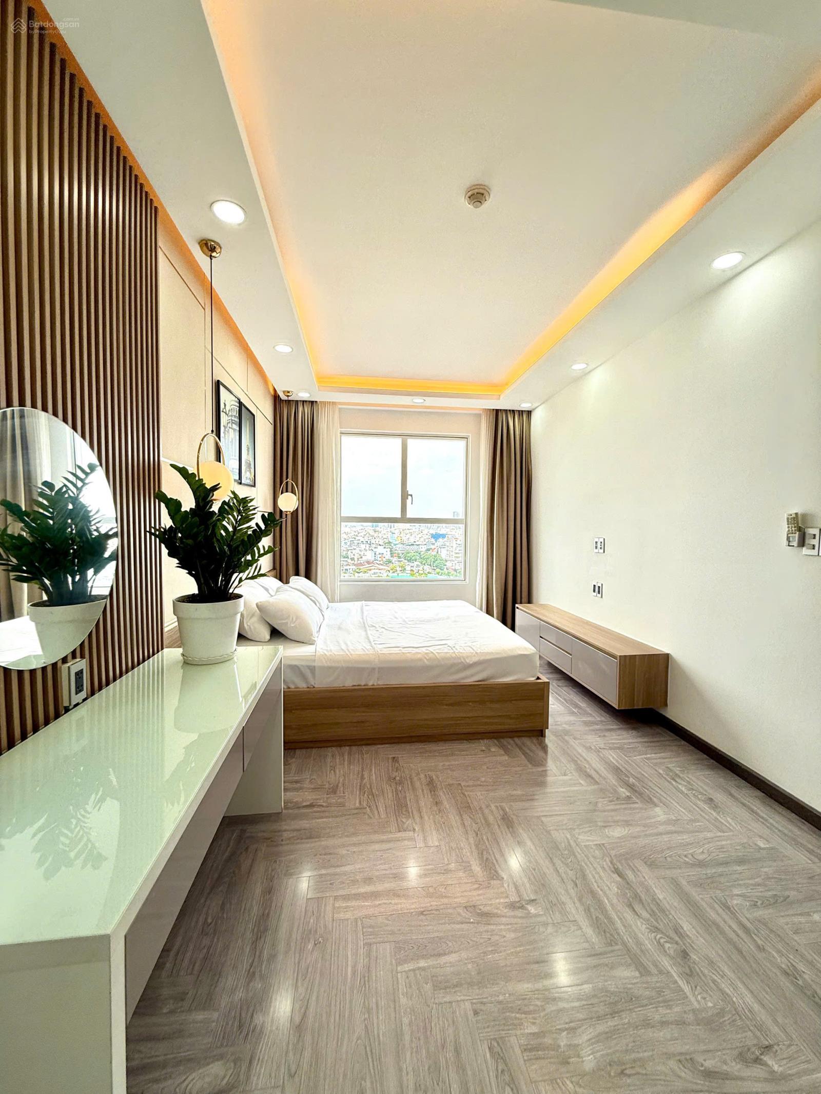 Bán SUNRISE CITY VIEW 76m2 Giá 4.930 Tỷ 2PN Tel 0911 339 ***