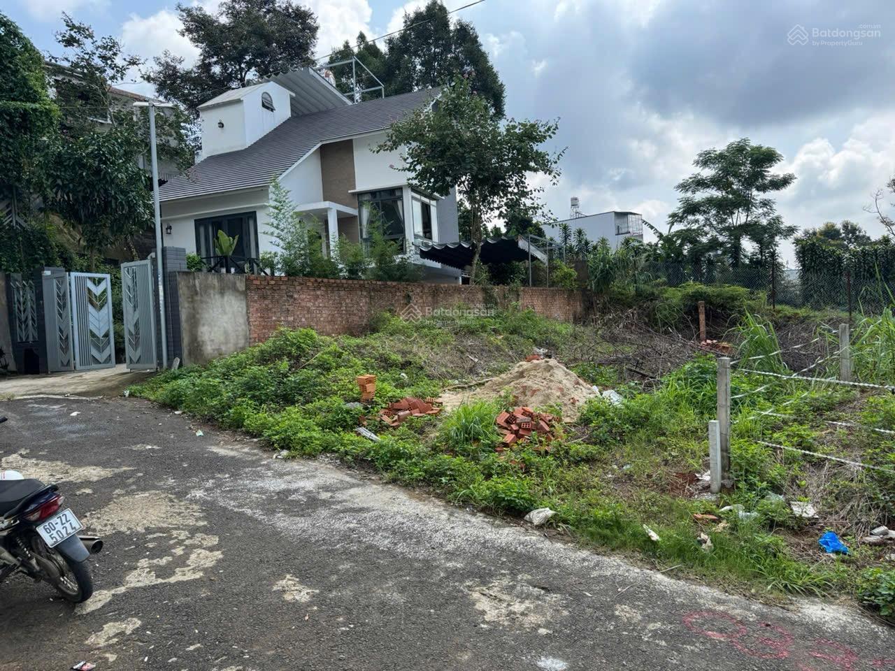 Bán nhanh đất nền đô thị ngay trung tâm TP Bảo Lộc, DT: 100 m2 xây dựng tự do