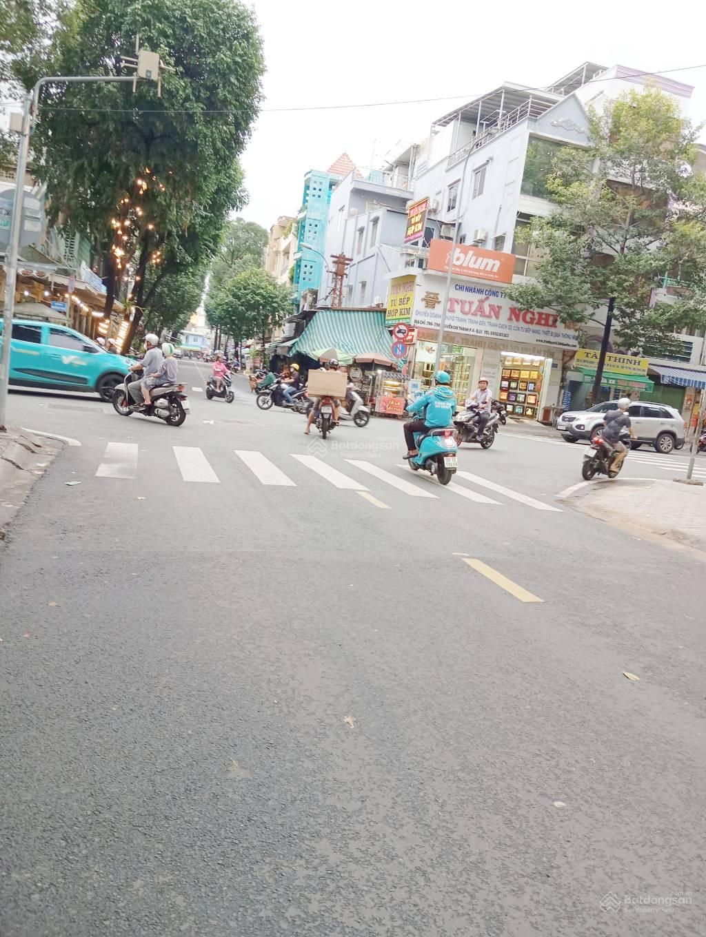 Bán nhà Lý Thường Kiệt, Tân Bình, hẻm xe tải thông, vuông vức, nở hậu, nhỉnh 13 tỷ