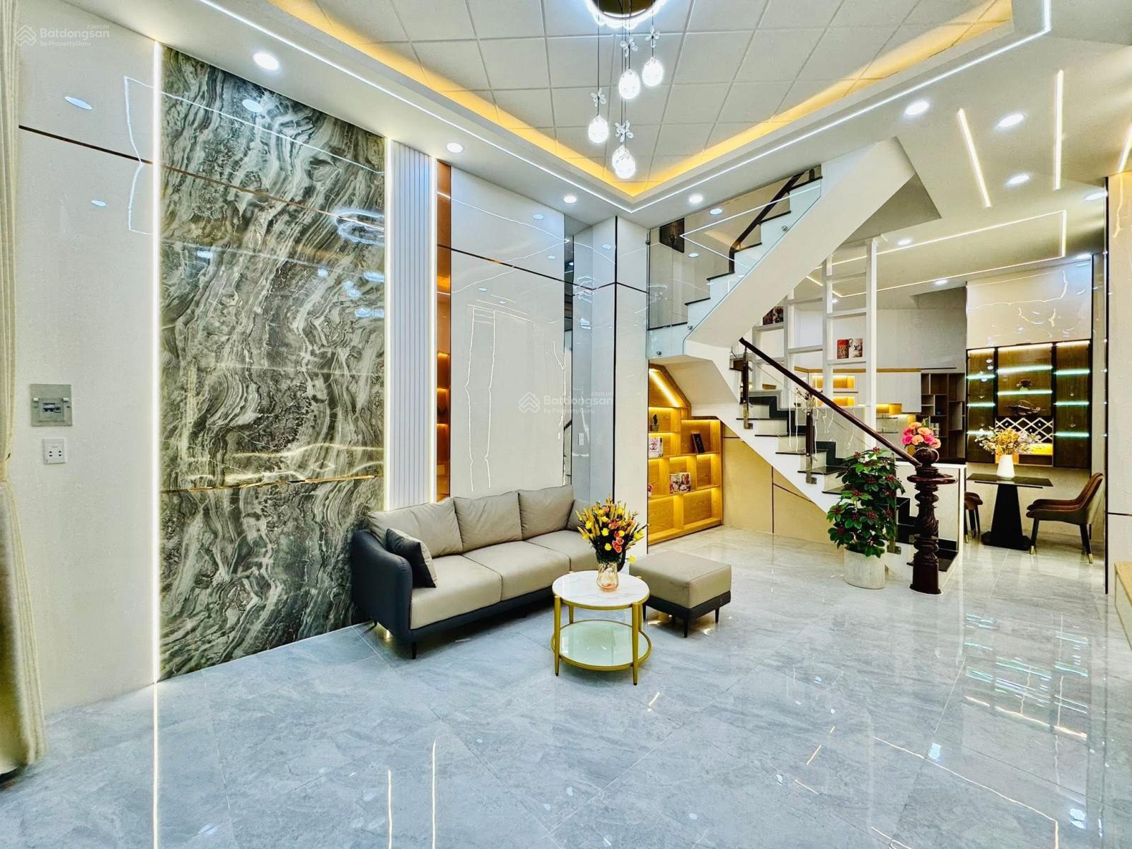 Bán nhà Nguyễn Hữu Cầu-P.Tân Định-Q1. Giá 4tỷ150/76,8m2, đường ô tô, thuê 28tr/th gần chợ Tân Định