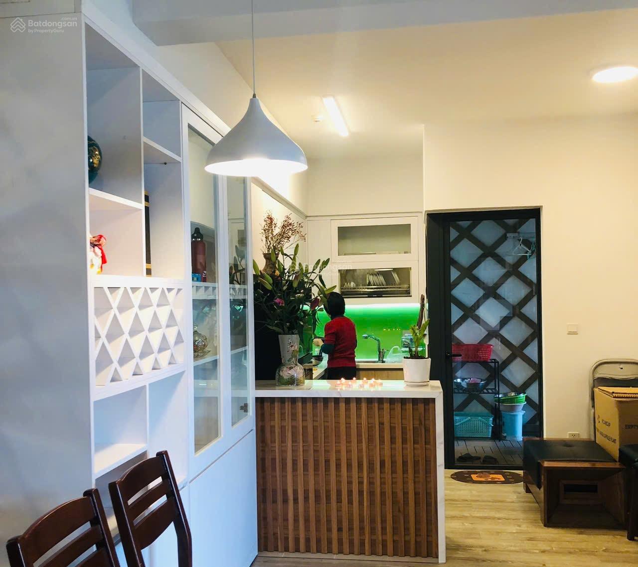 Cho thuê 2 ngủ 2 vệ sinh - Toà Lake, chung cư Aquabay KĐT Ecopark - View Golf
