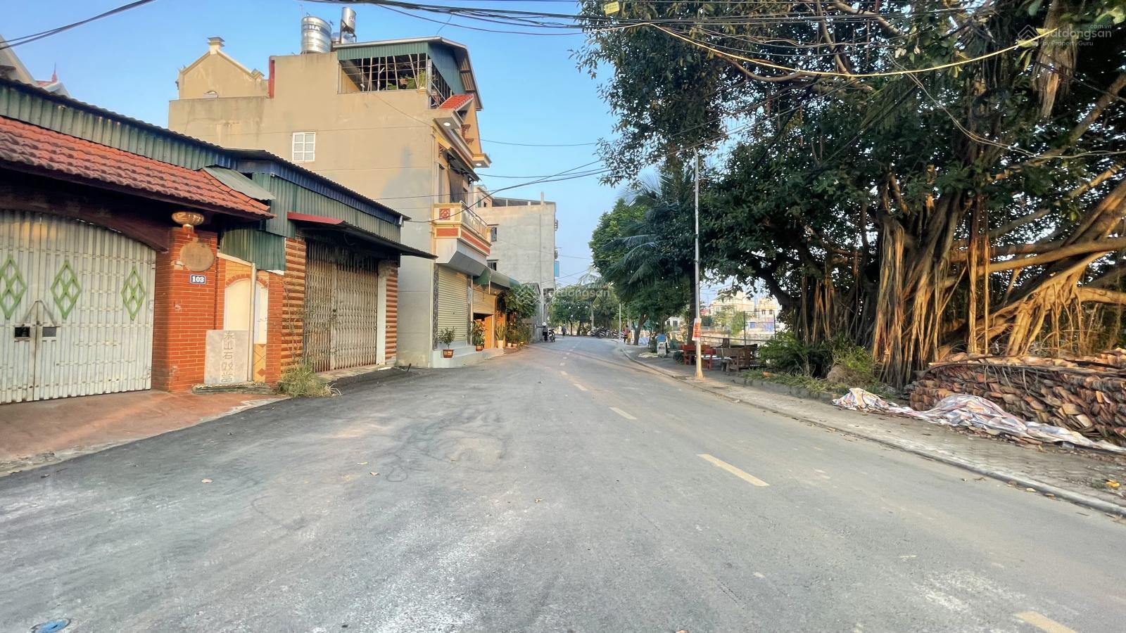 Bác tôi bán lô đất sát đường Liên xã Gần Đại Lộ Thăng Long ở Đồng Trúc để lo việc cho con 2,56ty