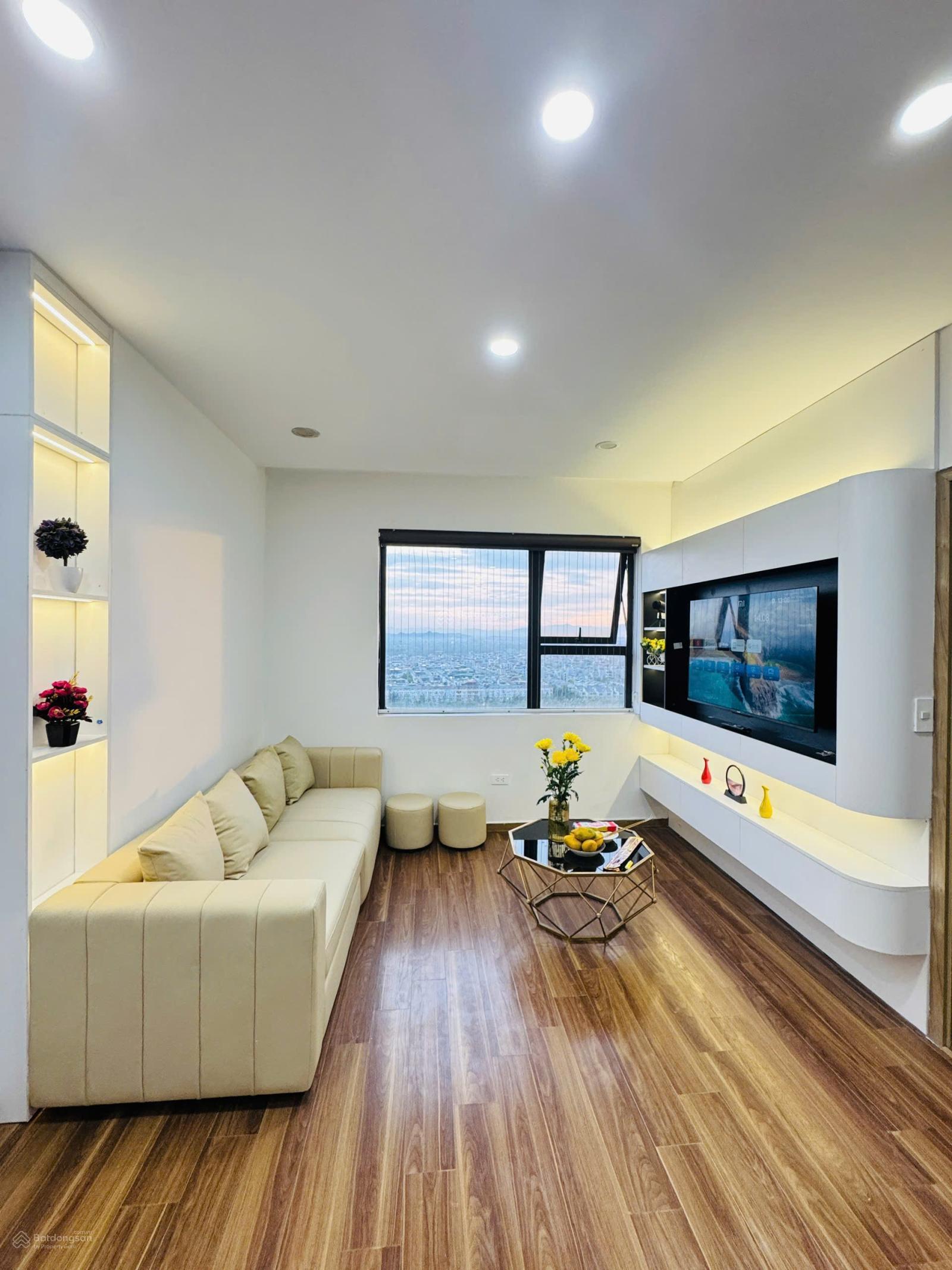 Bán căn chung cư tầng đẹp tòa HH2 62m2, 3,7 tỷ ctl