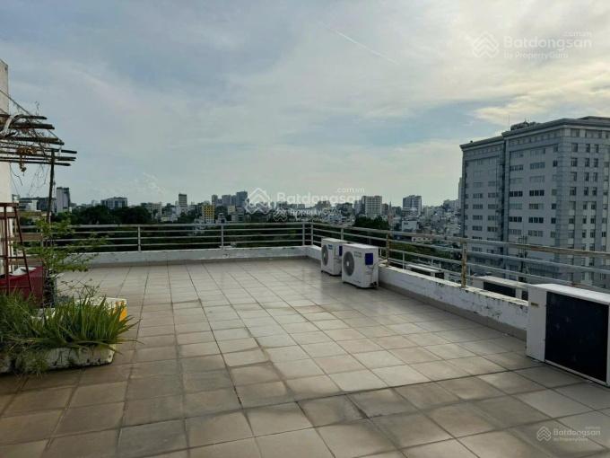 Cần bán gấp định cư! Bán tòa nhà rẻ nhất quận 1 có hầm 10 tầng, DT (15x 35m) 4300m2 sàn, HĐT 4%/năm