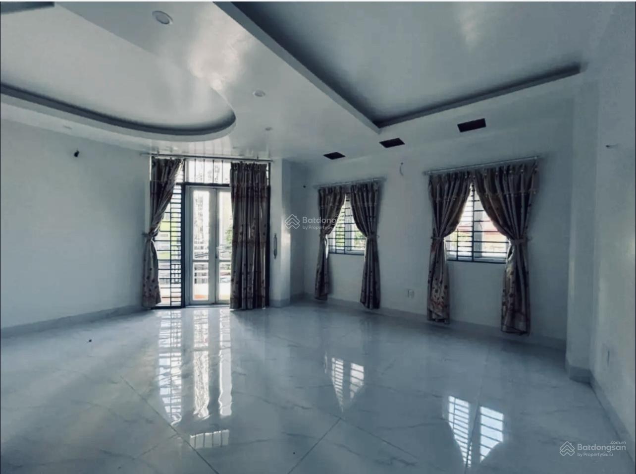 Bán nhà Lại Yên 45m2, 4 tầng - lô góc, 3 mặt thoáng - giá 6.x tỷ