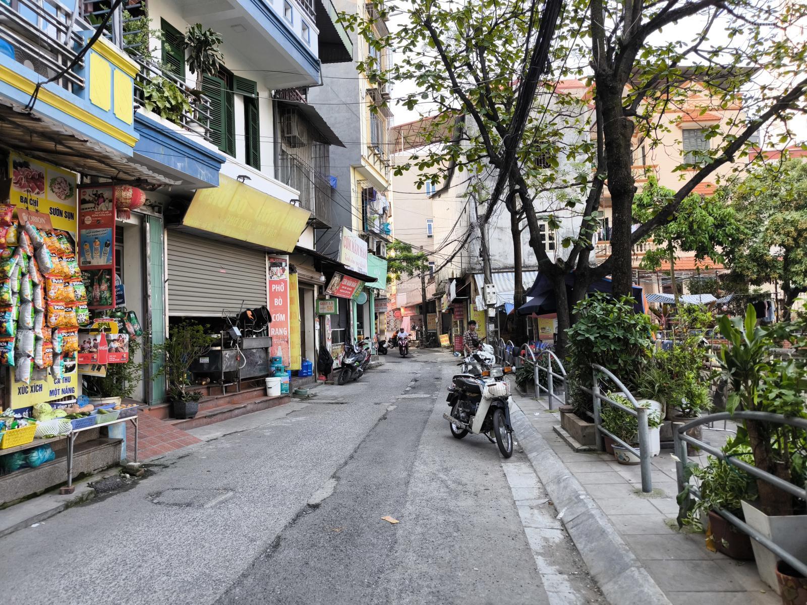 Chính chủ nhờ bán lô đất Đại Cát, 59m², MT rộng 5m, ngõ ô tô 5 tạ, giá 5,2 tỷ có TL, hỗ trợ banks