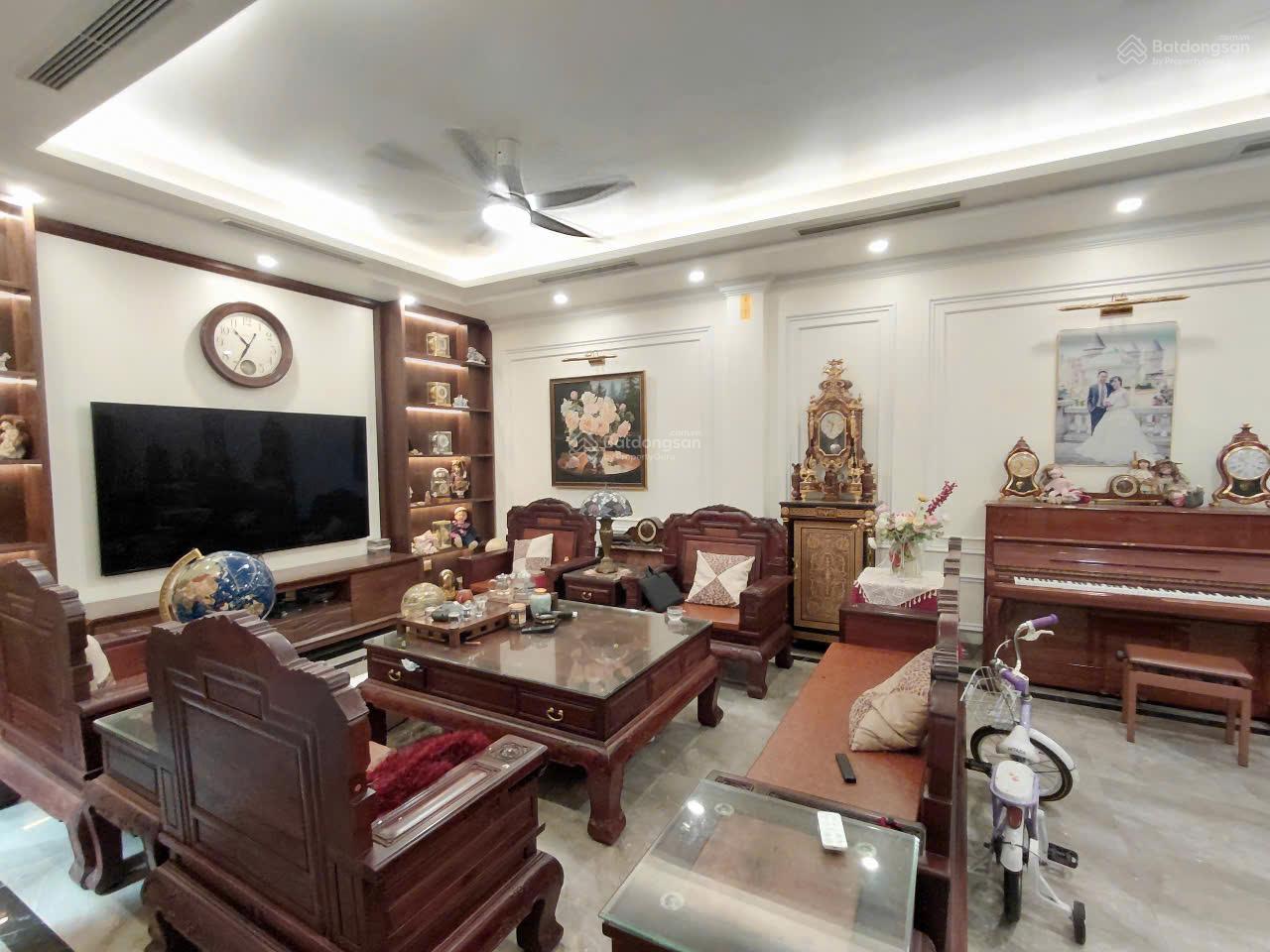 Bán Liền kề Lô góc Luxury Kiến Hưng DT75m2, 5 tầng, thang máy, Full Nội thất xịn đẹp, giá ngon 2xtỷ