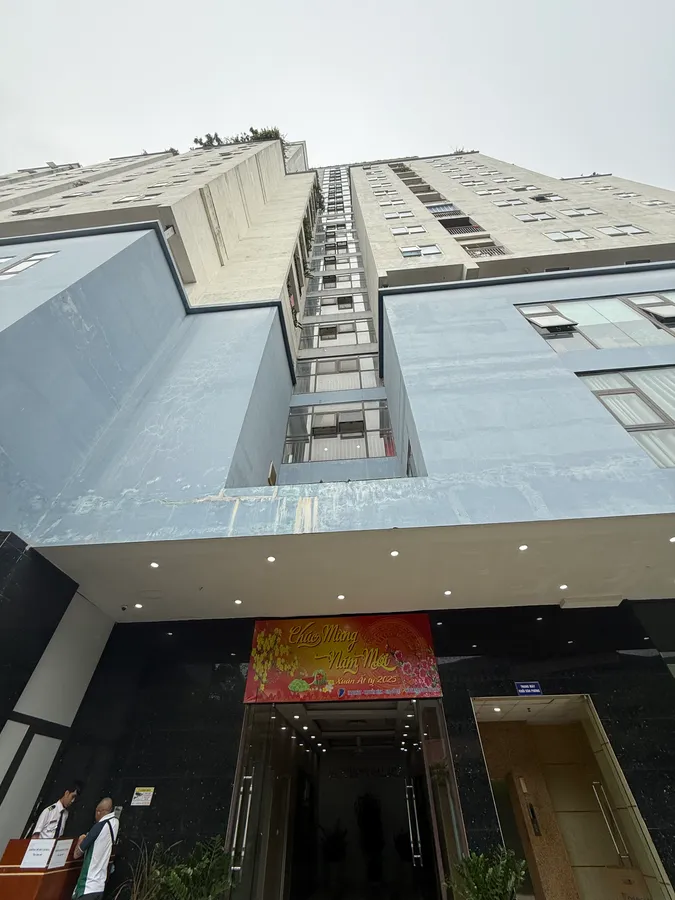 Bán chung cư Vip full nội thất, Sapphire Palace số 4 Chính Kinh, Thanh Xuân. 129,3m2 3PN. 9,35 tỷ