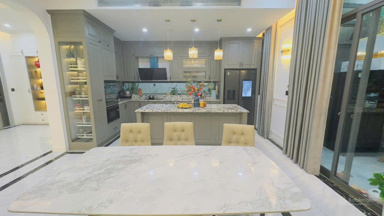 Bán Gấp nhà 5 tầng khu đô Thị văn Quán  vị trí đẹp, đáng sống Giữa Lòng Hà Đông 17 TỶ