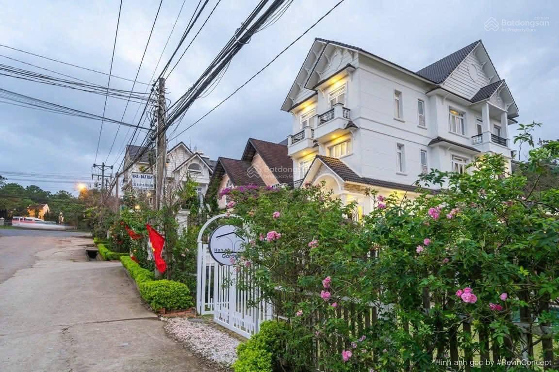Cho thuê villa sân vườn 11 phòng phường 8 đà lạt 45 triệu/tháng nội thất đầy đủ