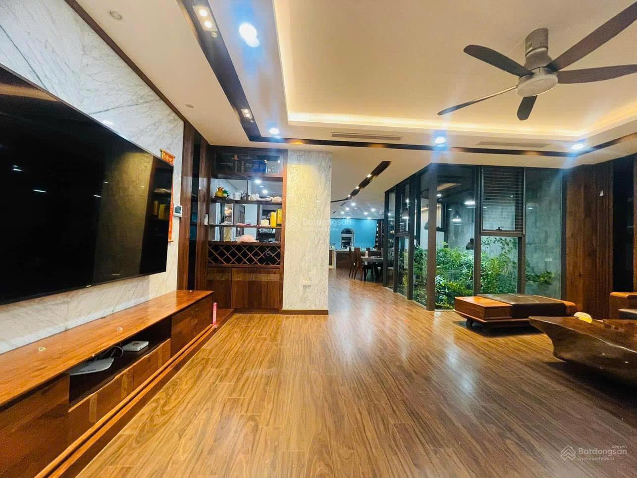 Bán nhà Quang Trung gần ngã tư Văn Phú 75m² mặt tiền rộng, kinh doanh đỉnh, giá 15 tỷ